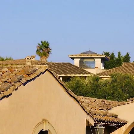 Del Commendatore Sirugo Holiday home Avola